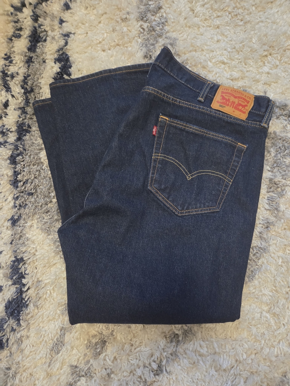 Levi's Men's Dark Blue Straight Leg BUTTON FLY LEVI 501 Jeans SIZE 46X30